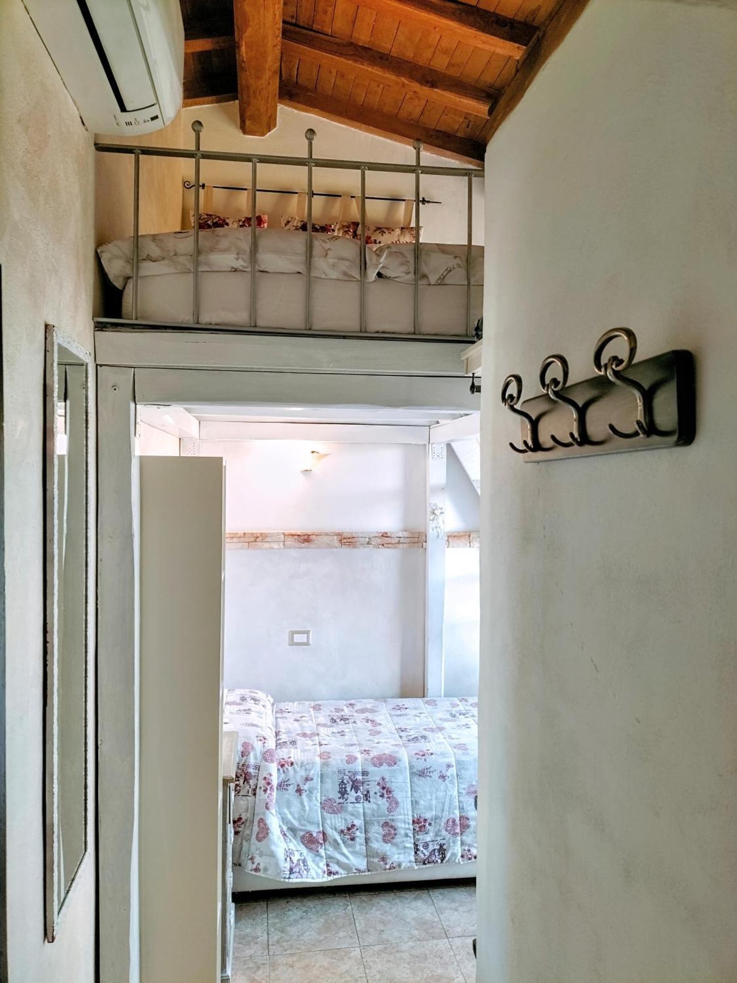 Bed and Breakfast Antico Casale Fabrizi Velletri Exterior foto